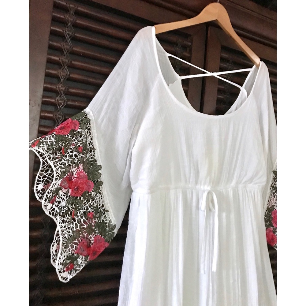WHITE Crochet Lace Dress BOHO Peasant Bell Sleeves - Picture 2 of 6
